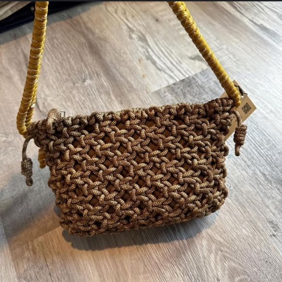 Zara Tan Woven Shoulder Bag - Picture 4 of 5
